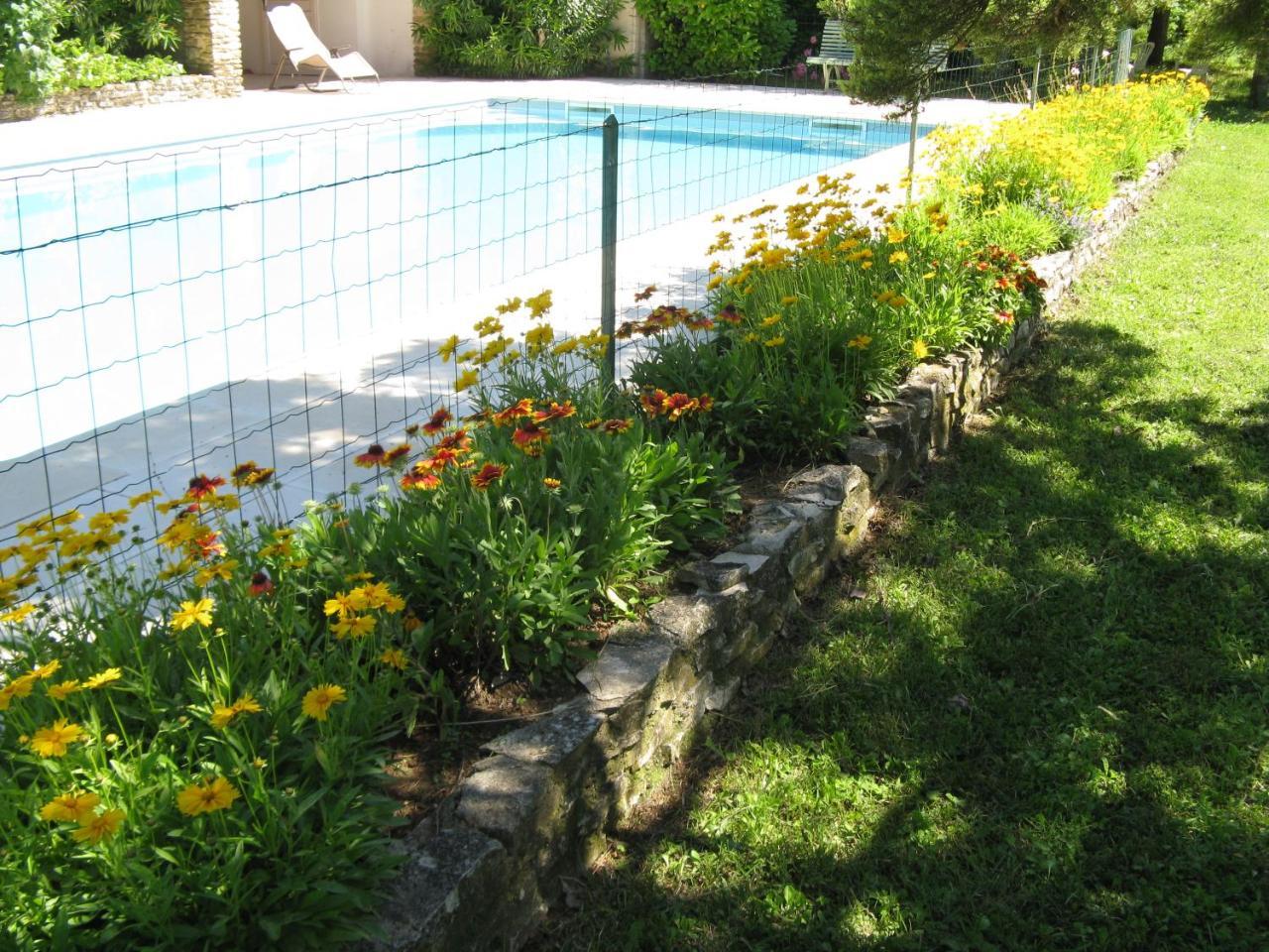 Clos Sainte-Garde Saint Didier  ภายนอก รูปภาพ